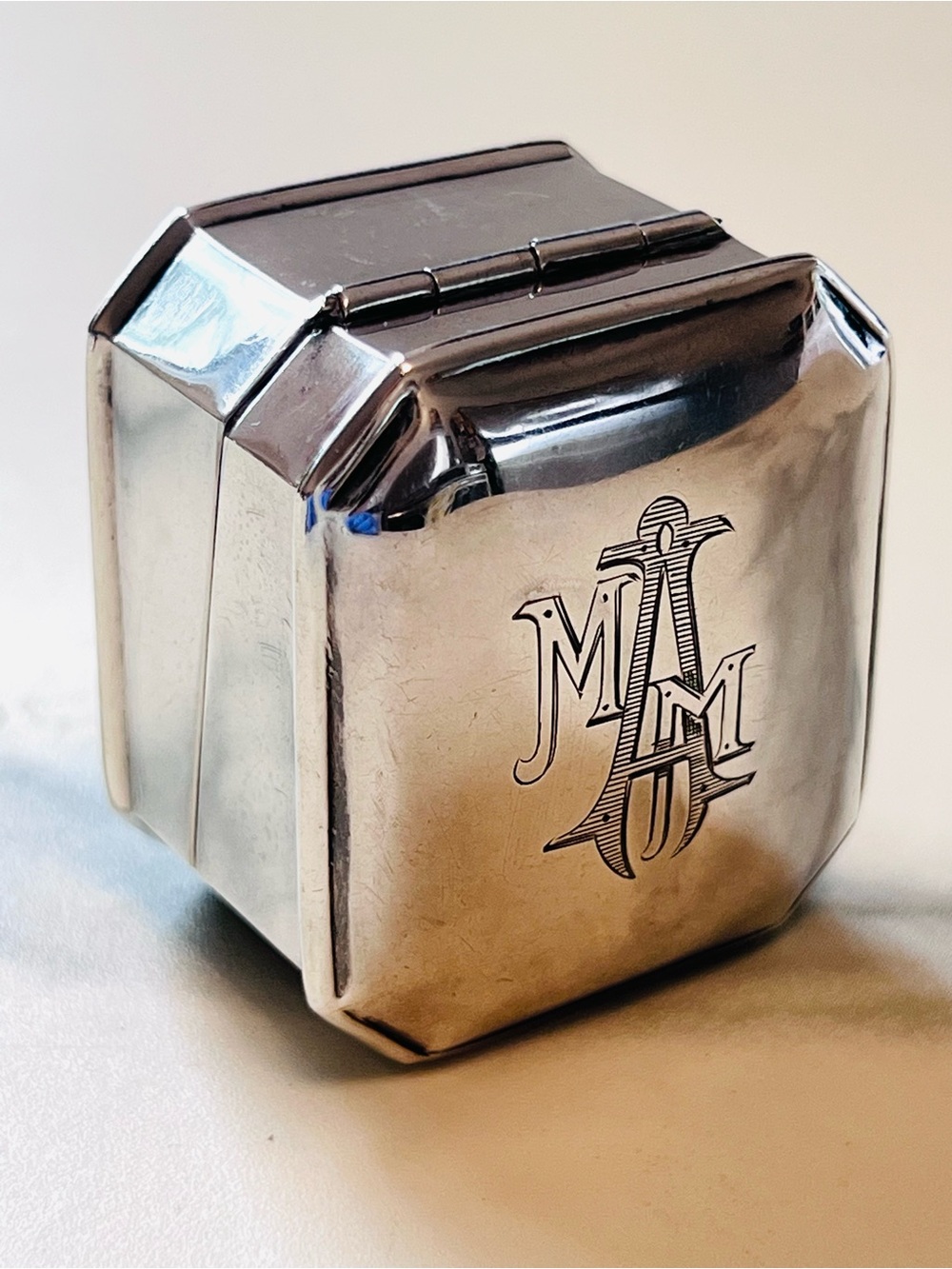 Birks Art Deco Sterling Silver 1930s - 1950s Hinged Locking Ring Box